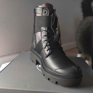 Palladium Pampa boot